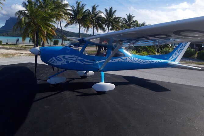 Private 30-minute flight downwind of Huahine - Key Points