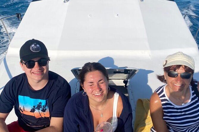 Private 38' Defender Sportfishing/Swim with Pigs in Nassau - The Sum Up