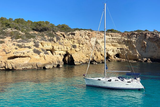 Private 4-Hour Sailboat Tour Through the Bay of Palma De Mallorca - Key Points