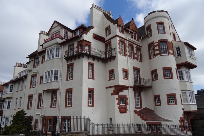 Private 4 Hour Tour of Edinburgh in a Spacious 6-seater Mercedes - Grassmarket and the Royal Mile