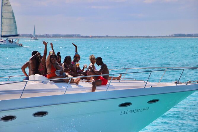 Private 48ft Premium Yacht Rental in Cancún 23P8 - Inclusions and Fees