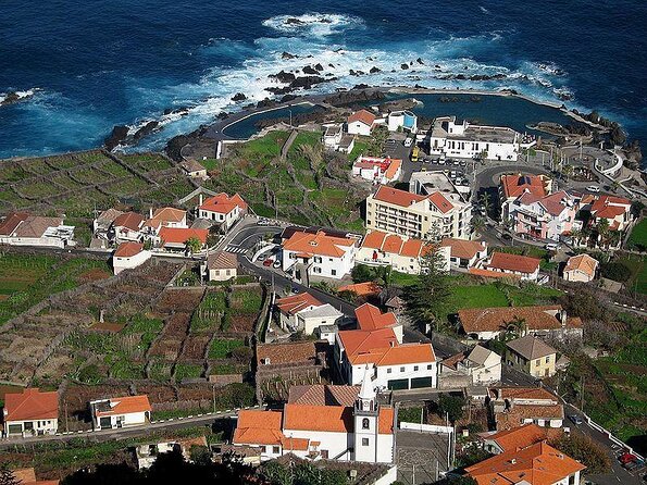Private 4x4 Jeep Full Day Porto Moniz or Santana - Unique Nature Experiences