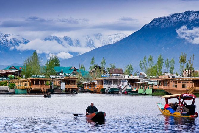 Private 5-Day Kashmir Tour Package From Srinagar - Accommodation Details