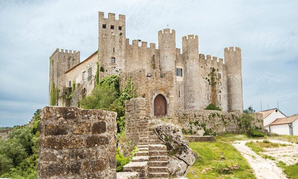 Private 8-Hour Tour to Fátima, Batalha, and Óbidos From Lisbon - Key Points