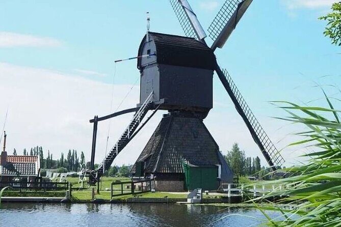 Private 8 hour Walking and Boat Tour to Rotterdam and Kinderdijk - Frequently Asked Questions