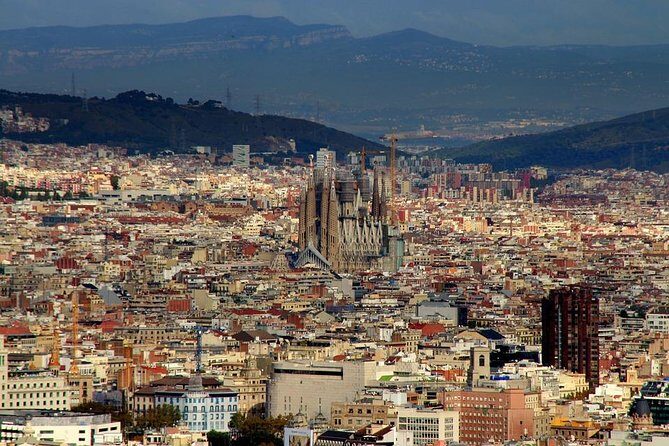 Private 8 hours Tour of Barcelona with driver and official tour guide - An In-Depth Look at What You’ll Experience