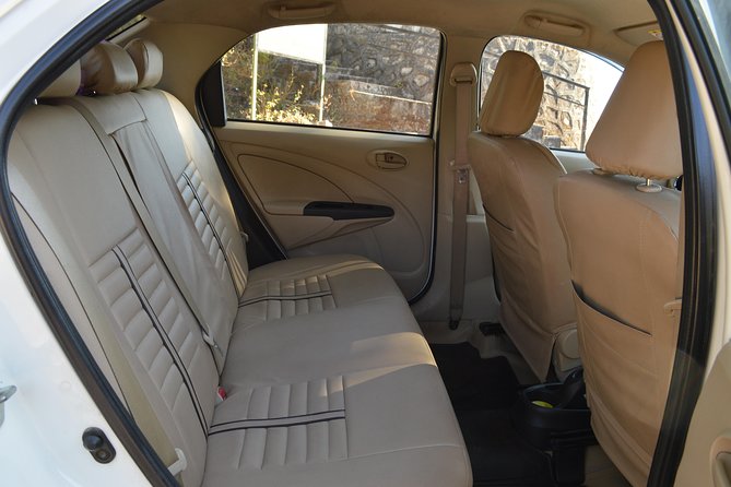 Private A/c Transfer Mount Abu To Udaipur ( 4 Seat A/c Sedan) - Vehicle Details