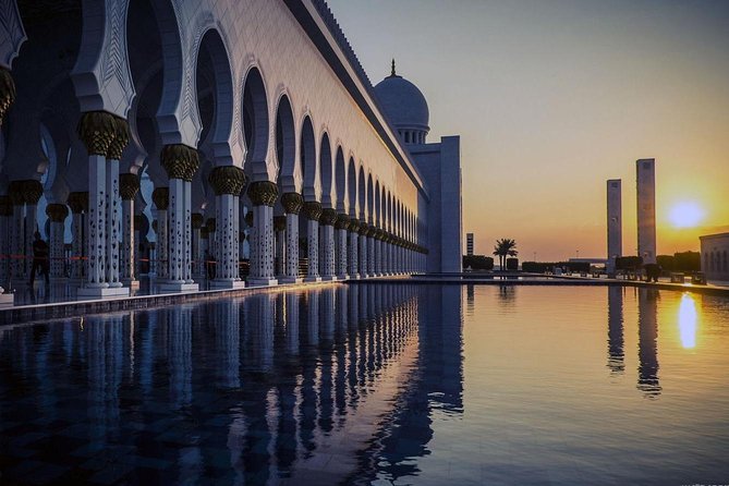 Private Abu Dhabi Sheikh Zayed Mosque With Louver Museum & Emirates Place Tea - Luxury at Emirates Palace