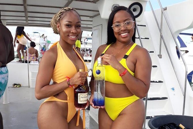 Private Adult Only Hip Hop Party Boat with Live DJ - What to Expect from the Punta Cana Hip-Hop Party Boat