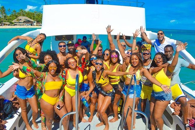 Private Adult Only Hip Hop Party Boat with Live DJ - The Sum Up