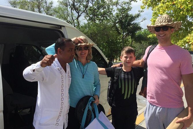 Private Airport Punta Cana transfer to Hotels Barcelo - The Hotel Departure Experience