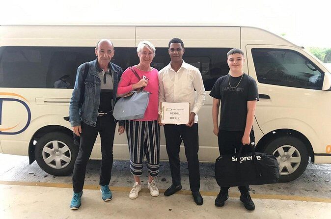 Private Airport Punta Cana transfer to Hotels Barcelo - Who Should Consider This Transfer?