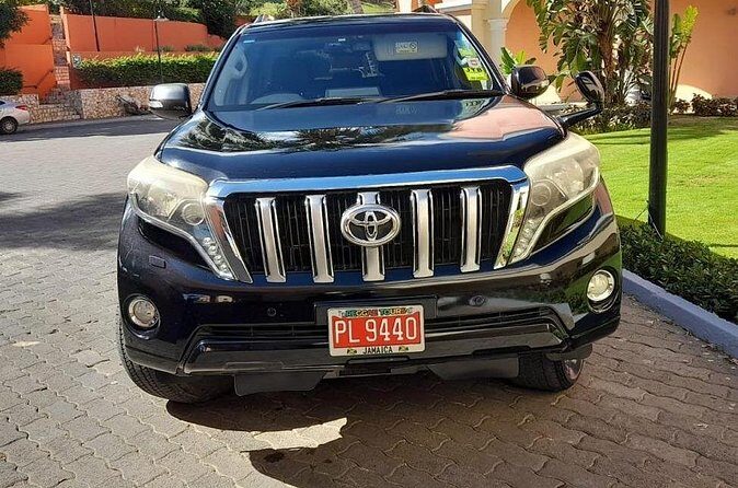 Private Airport Transfer: Montego Bay Airport - Montego Bay Hotel - In The Sum Up