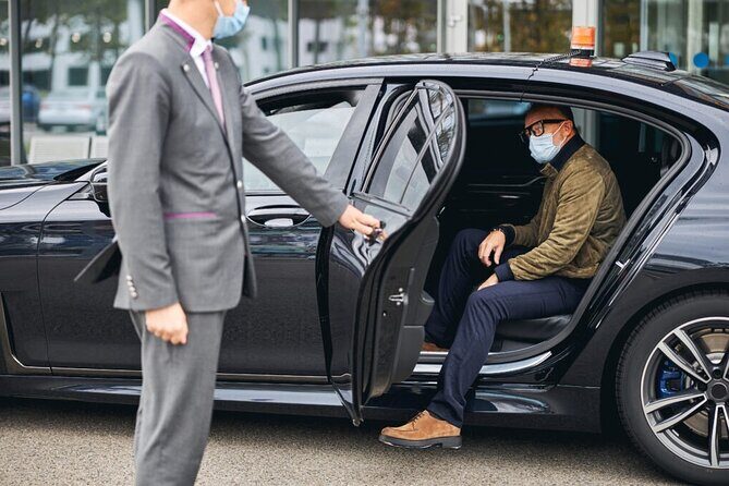 Private Airport Transfer Service Vice Versa in Wellington by SUV - FAQ