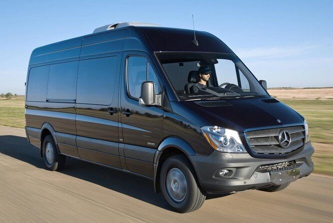 ~ Private airport Transfer to all destinations ~ - Why Choose a Private Transfer in Santorini?