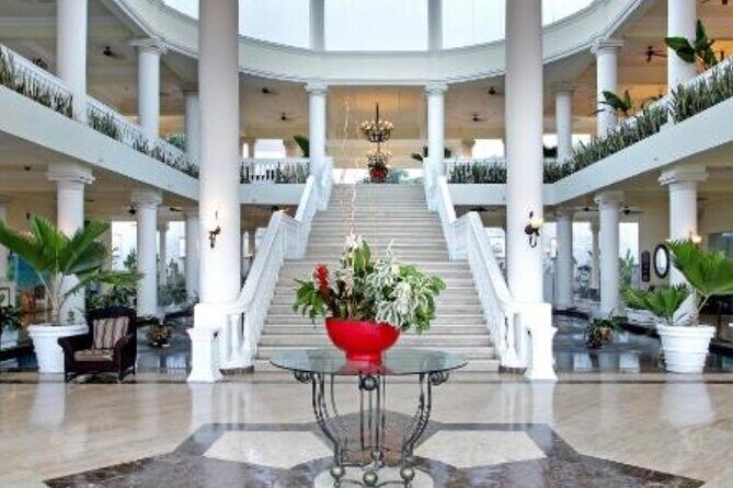 Private Airport Transfer To And From Grand Palladium - The Journey: Details & Experience