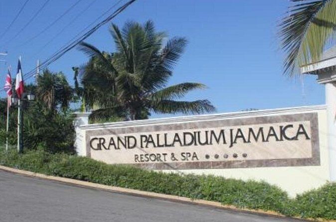 Private Airport Transfer To And From Grand Palladium - FAQ