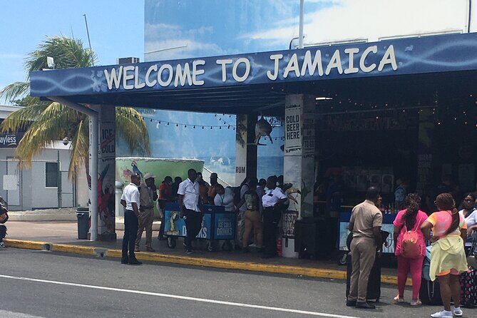 Private Airport Transfer to Hotels and Airbnb in Montego Bay - Key Points