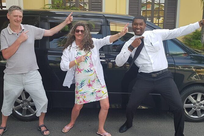 ***PRIVATE Airport Transfer to HOTELS in around RUNAWAY BAY*** - Who Should Consider This Transfer?