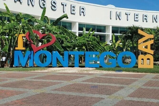 Private Airport Transfer to or from Ocean Coral Spring Resort - The Sum Up