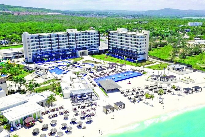 Private Airport Transfer to Royalton Blue Water Resort - Frequently Asked Questions