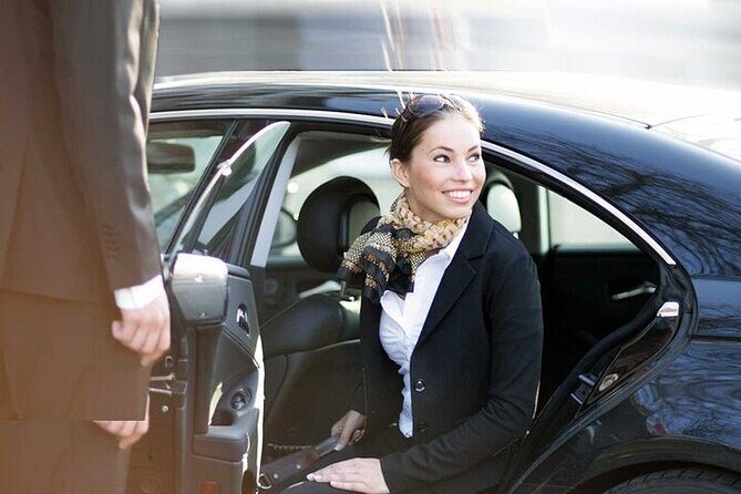 Private Airport Transfer Vice Versa in Queenstown by SUV - Key Points