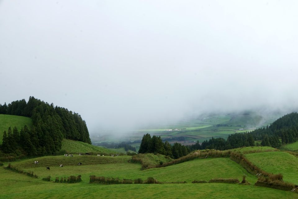 Private Airport Transfer With Sete Cidades Tour Included - Ribeira Grande Visit