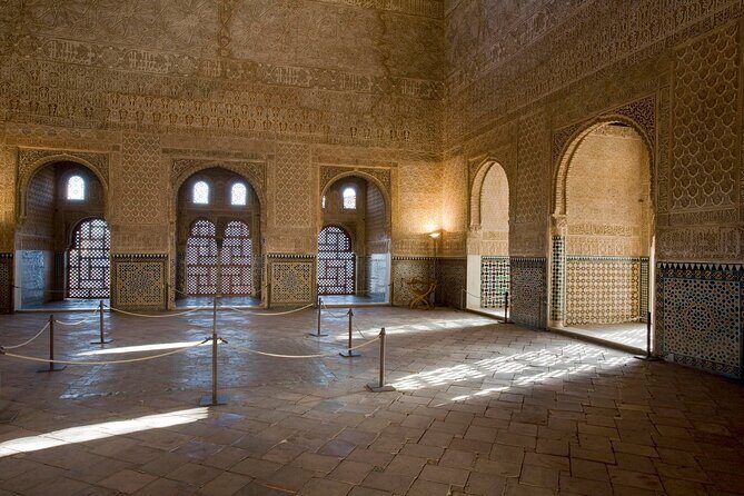 Private Alhambra & Nasrid Palaces Tour . From Malaga and Surronds - Who Is This Tour Best For?