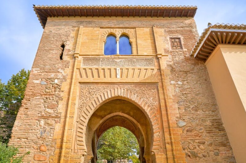 Private Alhambra Tour From Malaga & Surrounds - Itinerary and Highlights