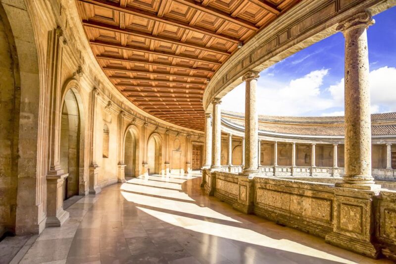 Private Alhambra Tour From Malaga & Surrounds - Guide and Customer Experience