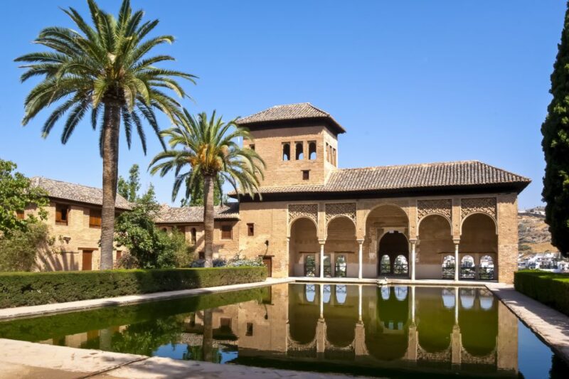 Private Alhambra Tour From Malaga & Surrounds - Important Information