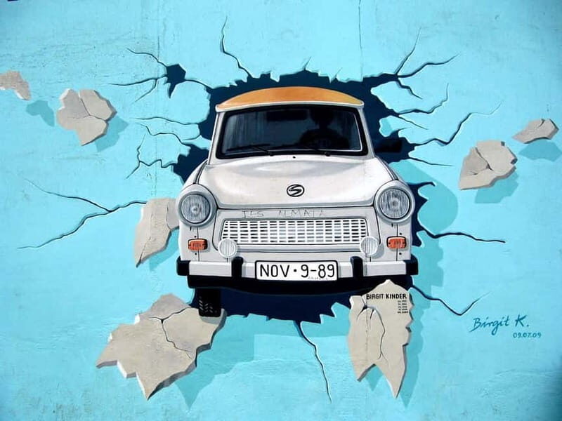 Private Alternative Berlin Tour -Murals, Graffiti and Squats - Practical Details and Tips