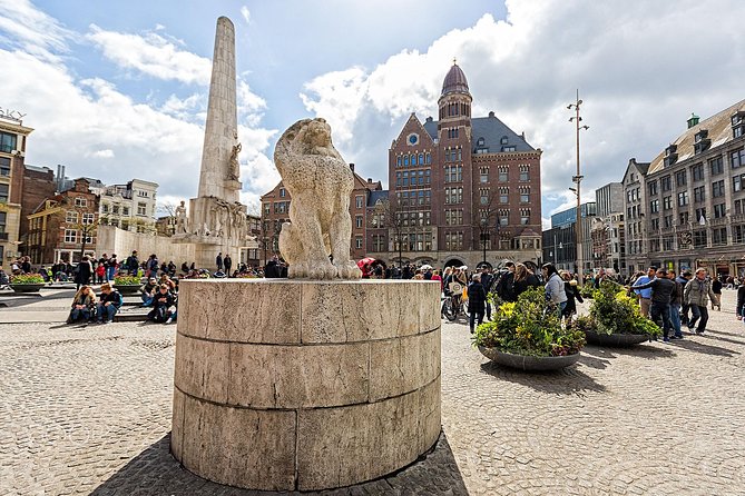 Private Amsterdam WW2 Walking Tour - Personalized Experience