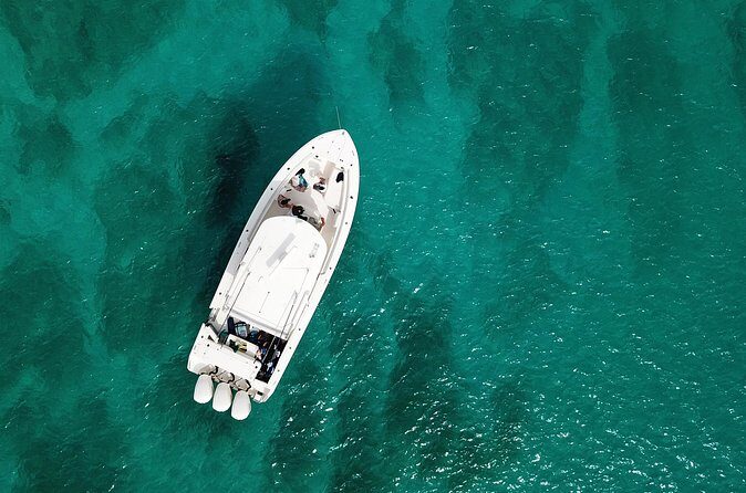 Private and Customizable Half day Boat Experience to Caicos cays - Practical Considerations