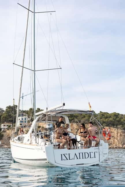 Private and exclusive sailboat in the Bay of Palma and surroundings - An In-Depth Look at the Experience