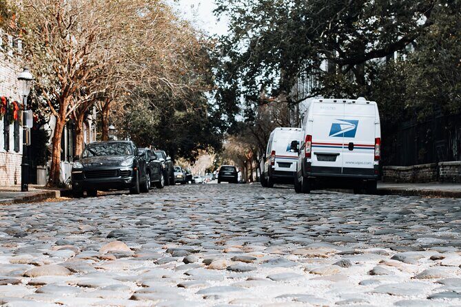 Private and Luxurious Driving Tour of Charleston - Key Points