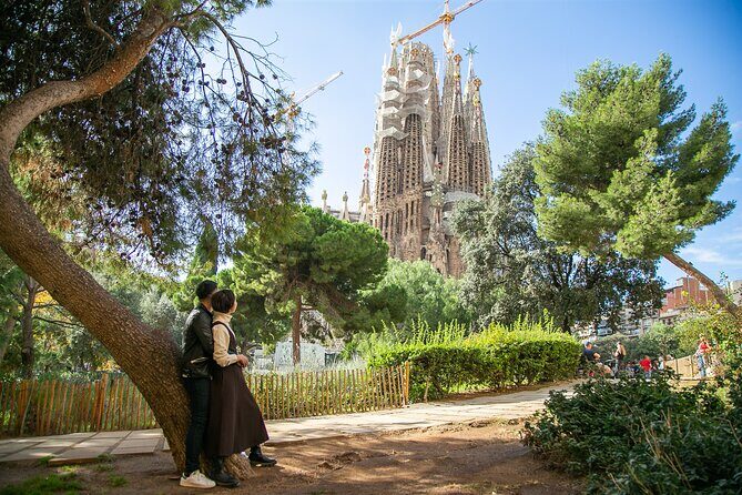 Private and Personalized Photography Adventure in Barcelona - Summary: Who Is This Tour Best For?