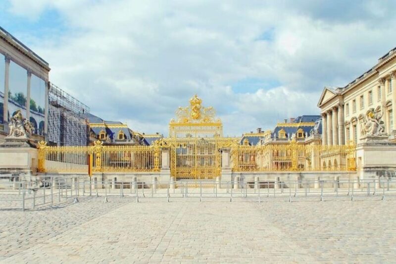 Private and Royal Getaway to Versailles With Return Included - Amenities and Services