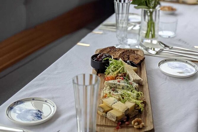 PRIVATE and SAFE Saloon Boat Ride: Amsterdam Canal Cruise - Transportation and Location