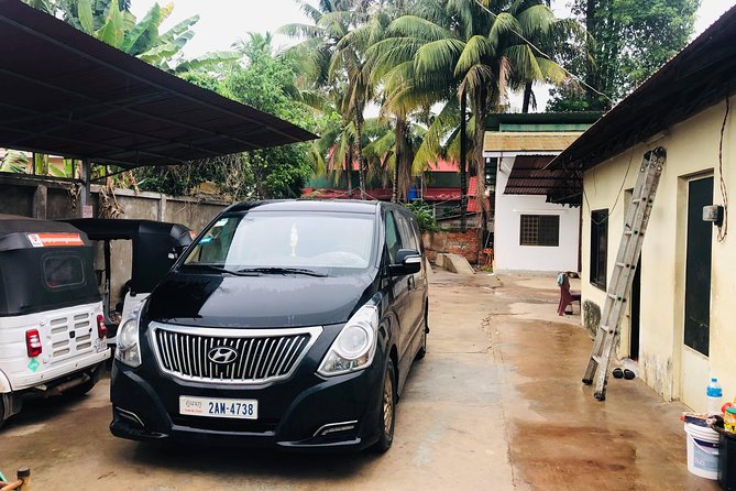 Private Angkor Wat Sunrise & Angkor Complex by English Speaking Minivan Driver - Inclusions and Amenities