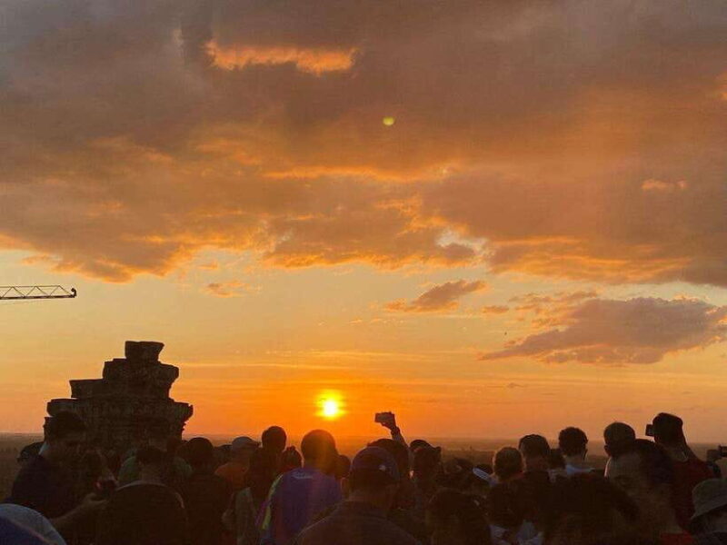 Private Angkor Wat Sunset Tour with Lunch and Snack Included - A Deep Dive into the Tour Experience