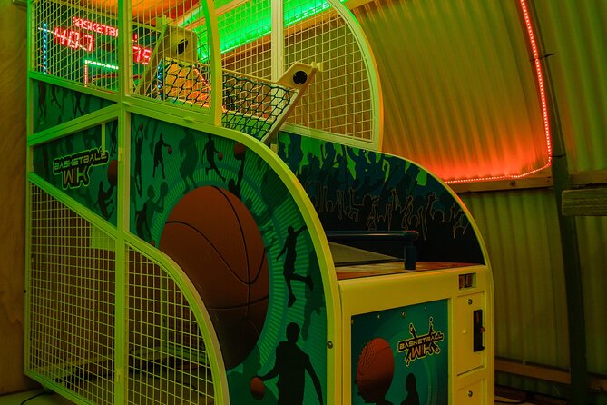 Private Arcade Hall in Amsterdam Review - Accessibility and Participation