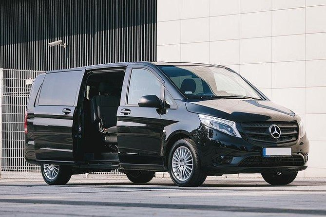 Private Arrival Transfer From Montego Bay Airport to Ocho Rios - Included Amenities