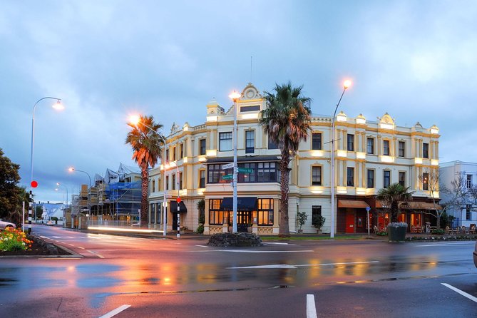 Private Auckland City Tour for Small Group in a Luxury Vehicle. - Pickup and Transfer Details