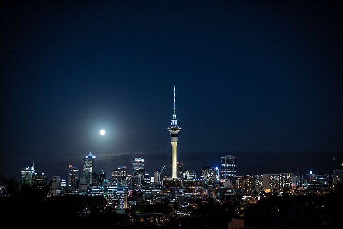 Private Auckland Sunset Tour Coastlines, Views and Golden Magic - Who Should Take This Tour?