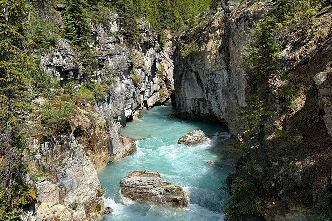 Private Banff Day Tour Lake Minnewanka and Lake Louise and more - The Itinerary in Depth