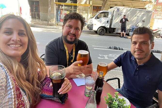 Private Barcelona Highlights: Gothic Sagrada Familia & Park Güell - An In-Depth Look at the Tour