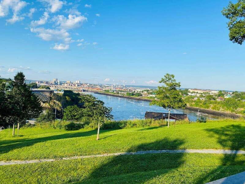 Private Bay of Fundy and City Highlights Tour up to 7 - An In-Depth Look at the Experience