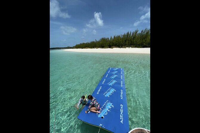 Private Beach Day / 50ft Sun Seeker or 33ft Boat / 1-10 Guests - Overall Value and Who It’s Best For