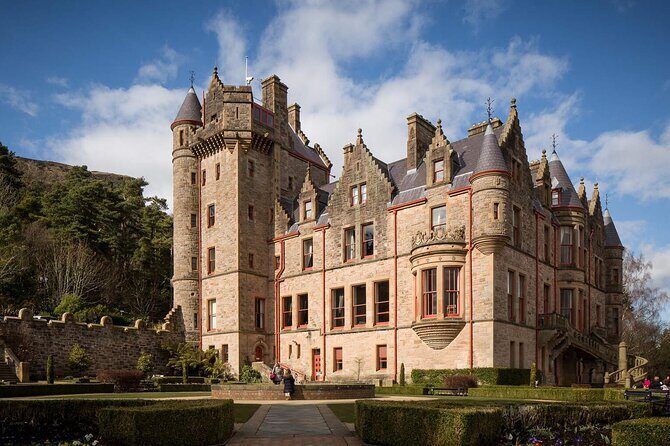 Private Belfast city & peace wall tour - Exploring the Belfast Highlights in Depth